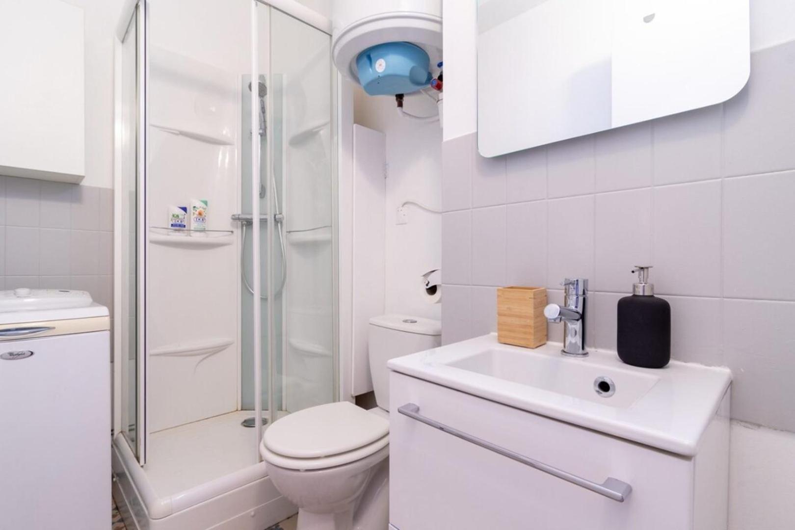 Grand Place - Cozy&equipped Studio! * Lila