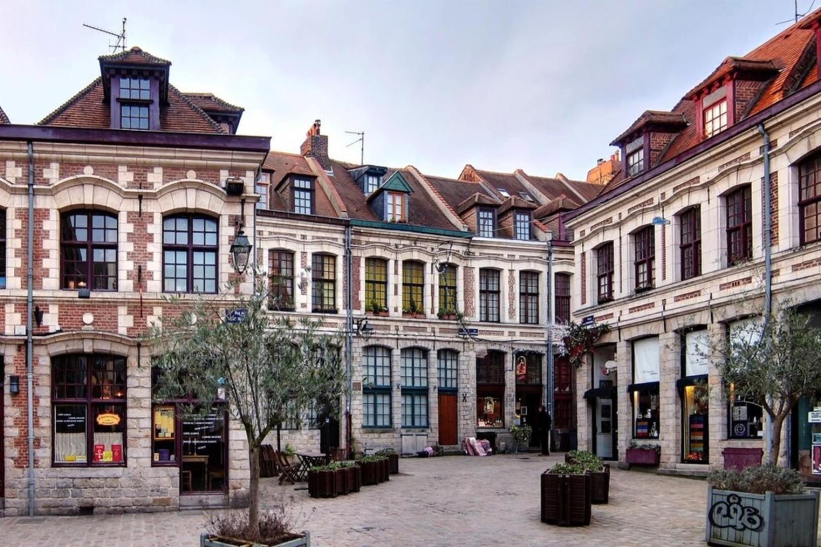 Apartment Grand Place And Equipped Studio! *